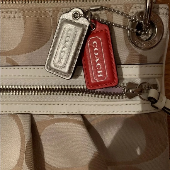 Coach Handbag - Picture 5 of 10